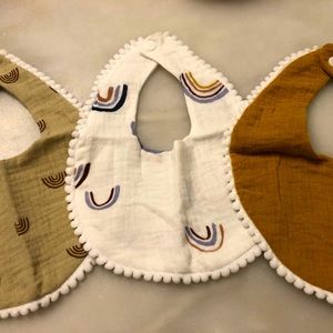 Four layers muslin bibs